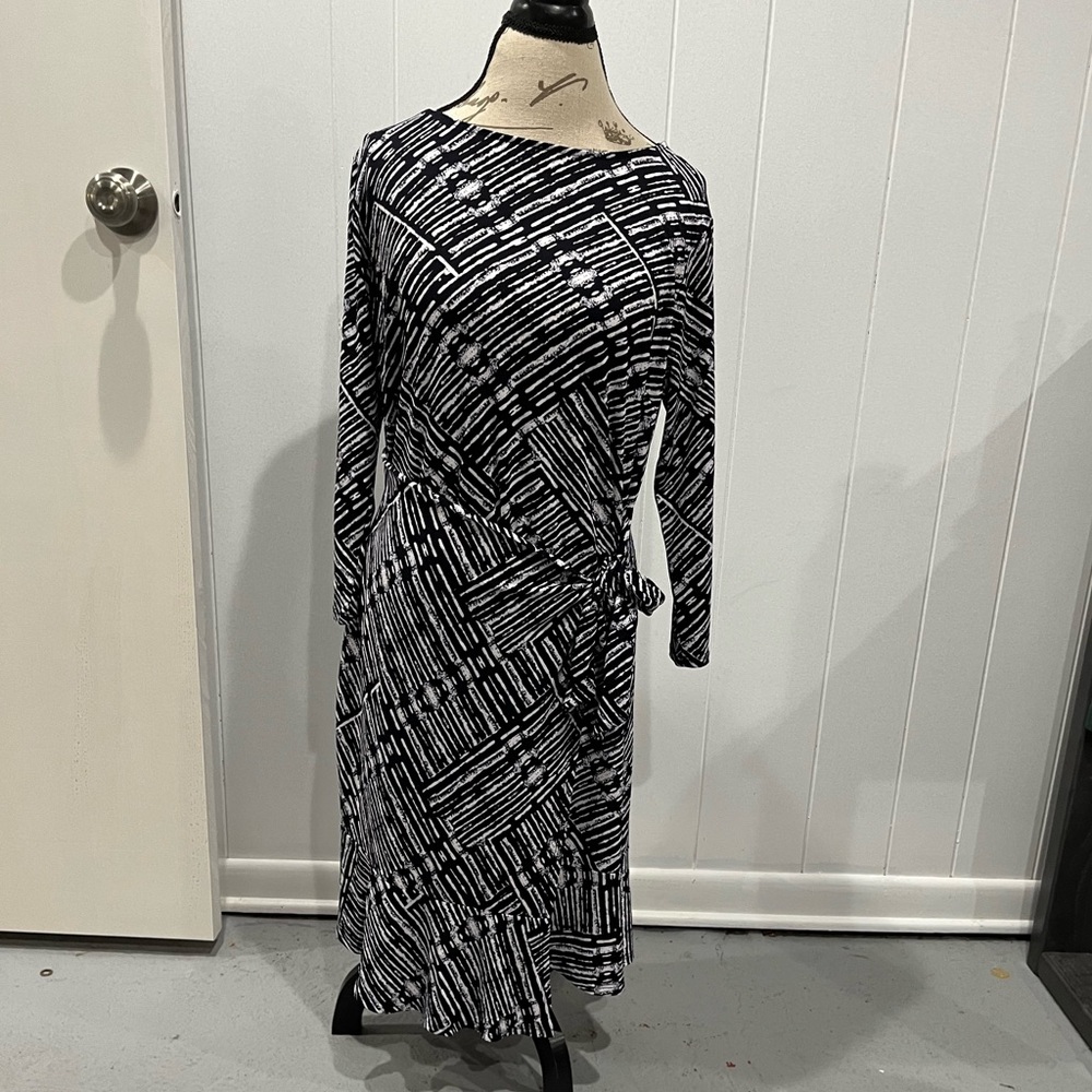 Studio 1886 navy wrap style dress, size large, NWOT